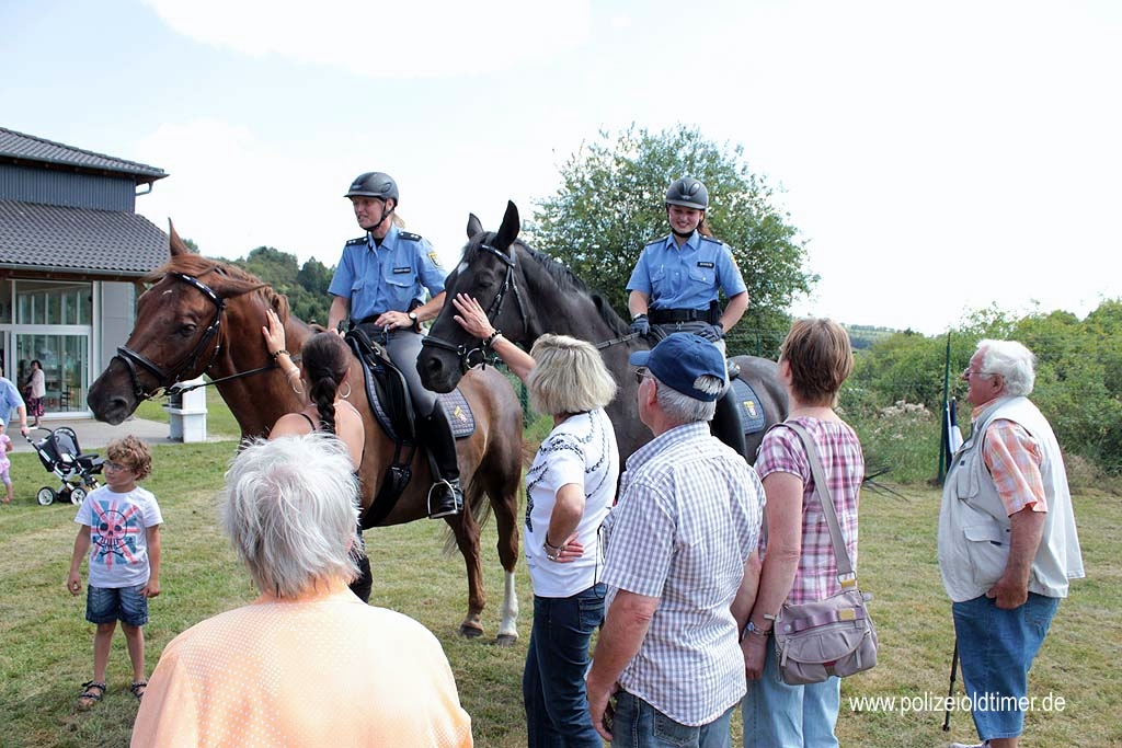 Sommerfest-Polizeioldtimer-Museum_2012 (281).jpg